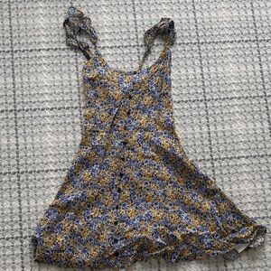 Cupcakes and Cashmere Floral Sleeveless Dress